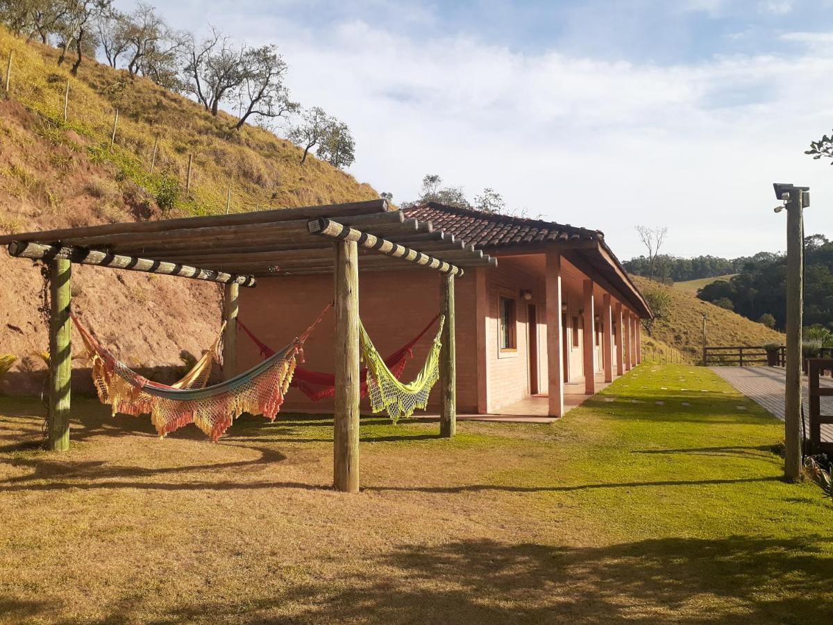 Pousada Estancia Shangri-La Cunha Zewnętrze zdjęcie