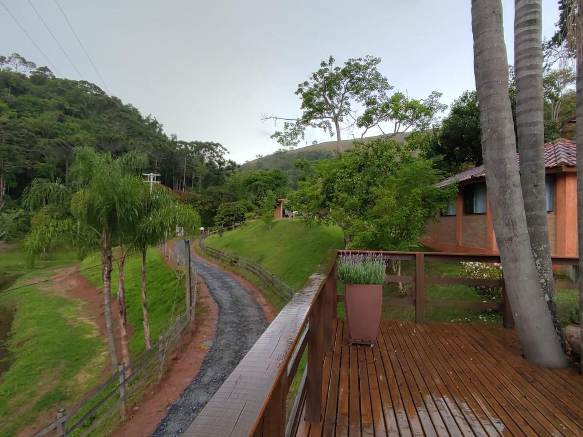 Pousada Estancia Shangri-La Cunha Zewnętrze zdjęcie