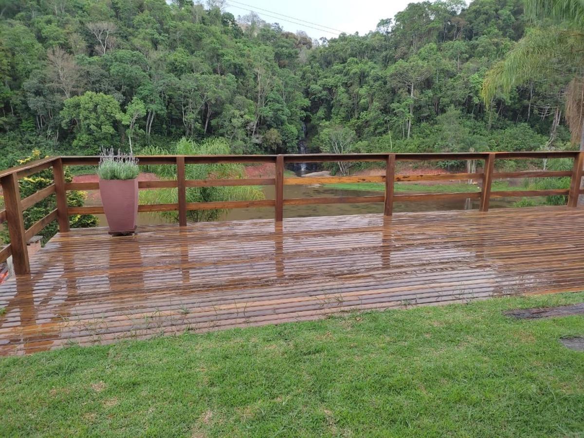 Pousada Estancia Shangri-La Cunha Zewnętrze zdjęcie